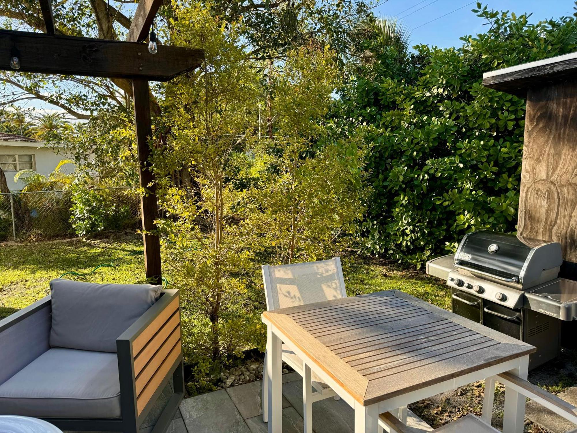 Hot Tub House On Golf Course! 10 Mins To The Beach Μαϊάμι Εξωτερικό φωτογραφία